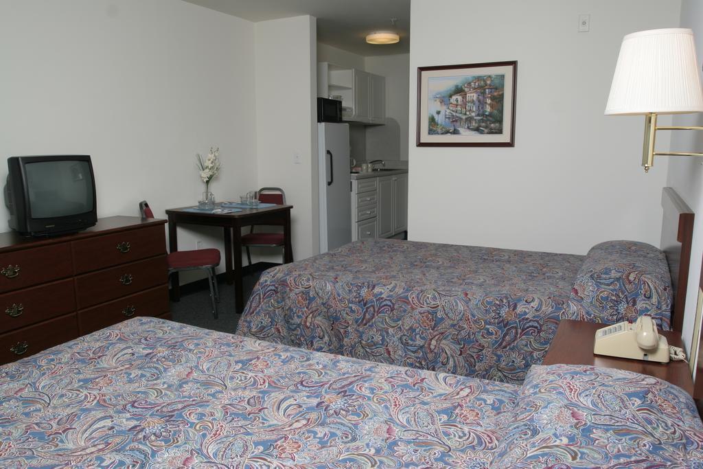 Intown Suites Extended Stay Select Hampton Va Exterior photo